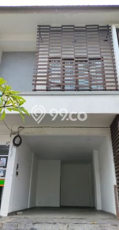 Ruko For Rent di Canggu, Luas 38m2m², Lokasi Premium, Siap Usaha Ruko For Rent di Canggu, Luas 38m2m², Lokasi Premium, Siap Usaha