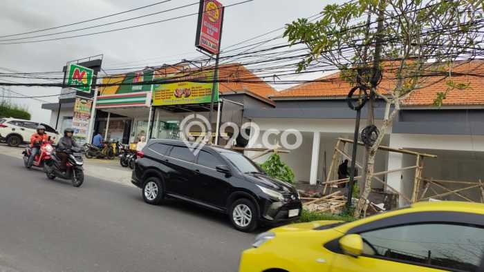 Ruko Disewa di Badung dengan LB 72m2 Area Komersial Ramai Ruko Disewa di Badung dengan LB 72m2 Area Komersial Ramai
