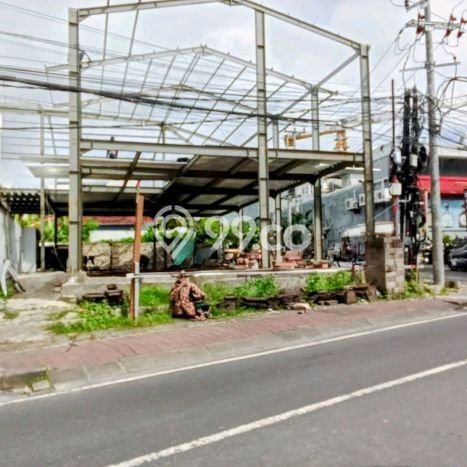 Unit Komersial Tersedia di canggu Spesifikasi LB 350m2 Unit Komersial Tersedia di canggu Spesifikasi LB 350m2