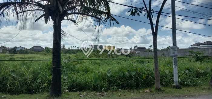 Tanah untuk Disewa di Badung Luas 200m2 Tanah untuk Disewa di Badung Luas 200m2
