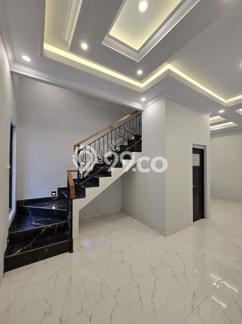 Hunian Cantik Modern Lb 140m2 di Jagakarsa, Jakarta Selatan Hunian Cantik Modern Lb 140m2 di Jagakarsa, Jakarta Selatan