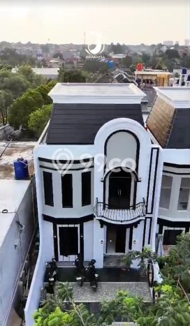 Rumah Modern Cantik 4 KT Bisa Langsung Pindah di Jagakarsa Rumah Modern Cantik 4 KT Bisa Langsung Pindah di Jagakarsa