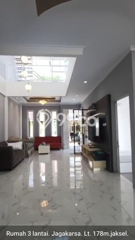 Rumah Eksklusif Siap Huni LT 178m2 di Jagakarsa, Jakarta Selatan Rumah Eksklusif Siap Huni LT 178m2 di Jagakarsa, Jakarta Selatan