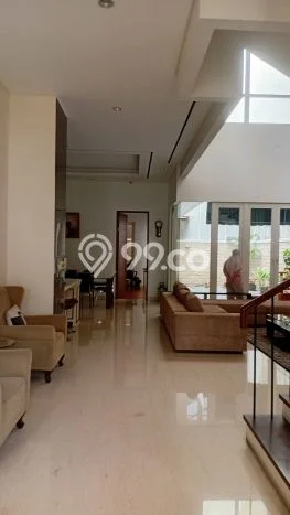 Rumah Elit Modern Tanpa Renovasi di Pondok Indah Jakarta Selatan Rumah Elit Modern Tanpa Renovasi di Pondok Indah Jakarta Selatan