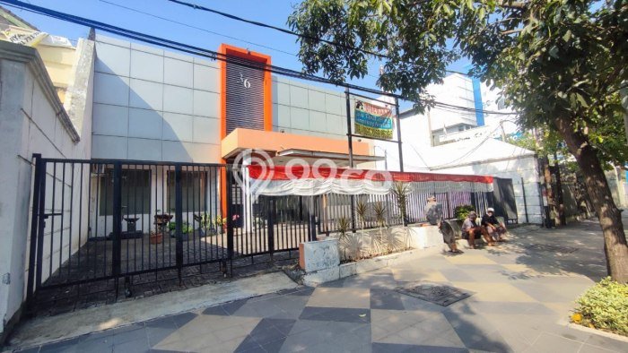 Ruko Disewa di Surabaya Kota, Surabaya, LT 1050m2 / LB 800m2 Ruko Disewa di Surabaya Kota, Surabaya, LT 1050m2 / LB 800m2
