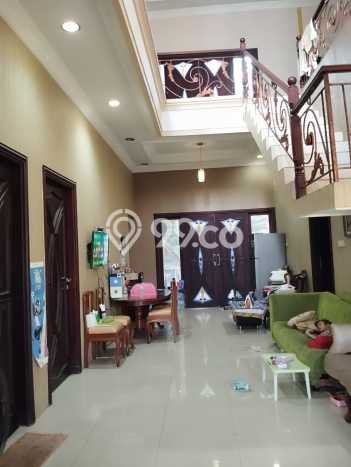 Rumah Eksklusif Dijual LT 200m2 di Wonocolo, Surabaya Rumah Eksklusif Dijual LT 200m2 di Wonocolo, Surabaya