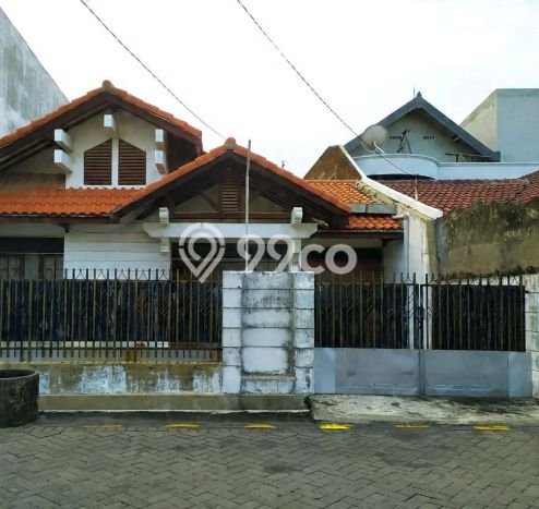 For Sale Hunian Rumah Terawat 2 Kamar di Surabaya Kota, Surabaya For Sale Hunian Rumah Terawat 2 Kamar di Surabaya Kota, Surabaya