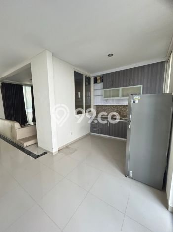 PREMIUM CHOICE! Rumah kawasan Pakuwon City, 3 KM, Area Strategis, LT 162m2m² Bangunan 200m2m² PREMIUM CHOICE! Rumah kawasan Pakuwon City, 3 KM, Area Strategis, LT 162m2m² Bangunan 200m2m²