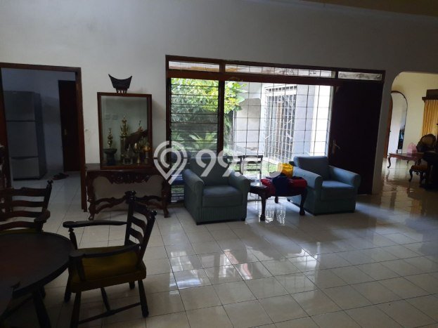 Rumah Elit LB 300m2 Siap Huni Desain Elegan di Kutisari, Surabaya Rumah Elit LB 300m2 Siap Huni Desain Elegan di Kutisari, Surabaya