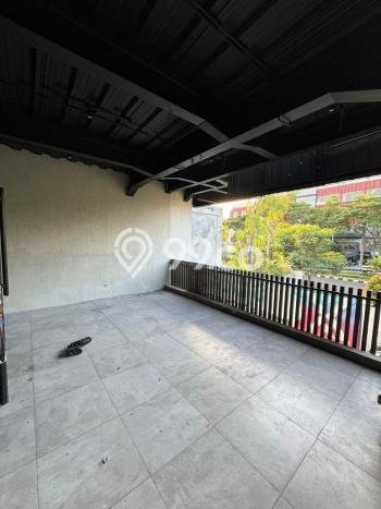 Untuk Dijual! Komersial di HR Muhammad Surabaya LT 989m2 / LB 1280m2 Kawasan Bisnis Untuk Dijual! Komersial di HR Muhammad Surabaya LT 989m2 / LB 1280m2 Kawasan Bisnis