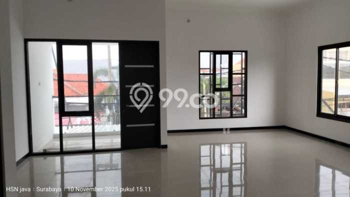 Ruko Dijual di Surabaya LT 150m2 & LB 110m2 Lokasi Terbaik! Ruko Dijual di Surabaya LT 150m2 & LB 110m2 Lokasi Terbaik!
