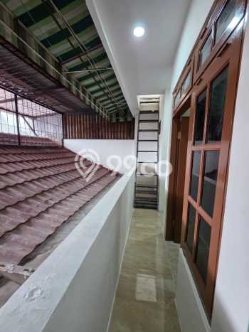 Rumah Modern Minimalis 4 KT Bisa Langsung Pindah di Kenjeran Rumah Modern Minimalis 4 KT Bisa Langsung Pindah di Kenjeran