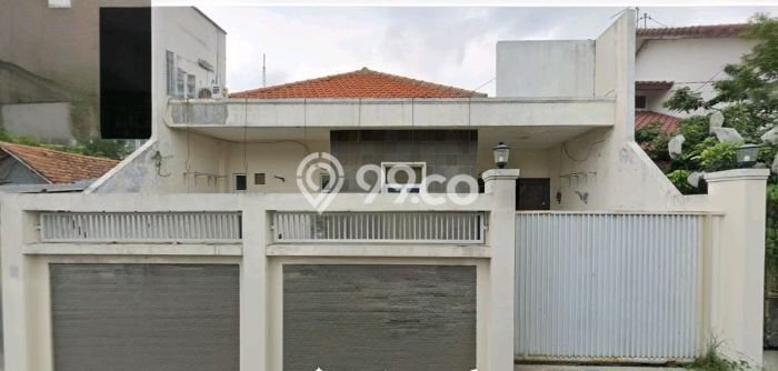 Rumah Modern 4 Kamar LT 200m2 di Surabaya Kota Rumah Modern 4 Kamar LT 200m2 di Surabaya Kota