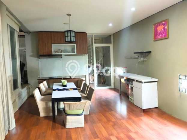 Rumah Elit Modern Siap Huni di Citraland Surabaya Rumah Elit Modern Siap Huni di Citraland Surabaya