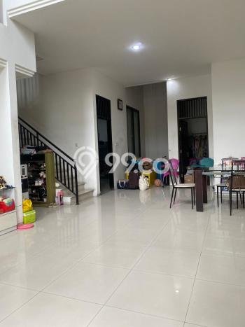 Hunian Mewah LB 220m2 Siap Pakai Desain Elegan di Citraland, Surabaya Hunian Mewah LB 220m2 Siap Pakai Desain Elegan di Citraland, Surabaya