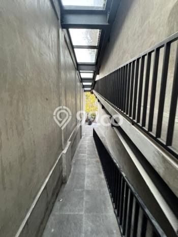 Untuk Dijual! Komersial di HR Muhammad Surabaya LT 989m2 / LB 1280m2 Kawasan Bisnis Untuk Dijual! Komersial di HR Muhammad Surabaya LT 989m2 / LB 1280m2 Kawasan Bisnis