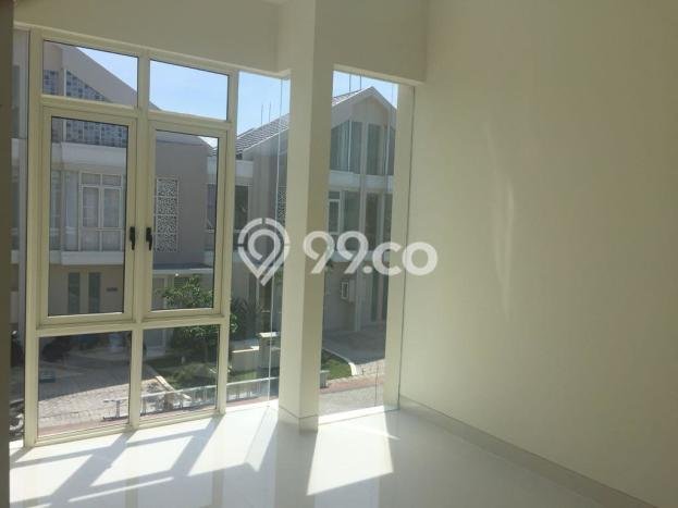Rumah Mewah 2 KT 2 KM di Kawasan Asri Pakuwon City, Surabaya Rumah Mewah 2 KT 2 KM di Kawasan Asri Pakuwon City, Surabaya