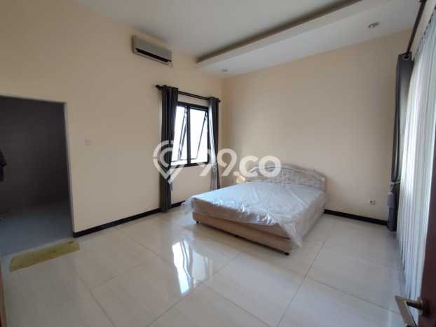 Rumah Elit Modern Tanpa Renovasi di Araya Malang Rumah Elit Modern Tanpa Renovasi di Araya Malang