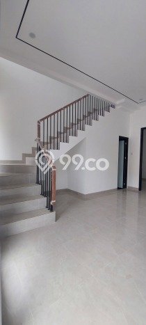 Jual Rumah Eksklusif 3 KT di Cilangkap, Jakarta Timur Jual Rumah Eksklusif 3 KT di Cilangkap, Jakarta Timur