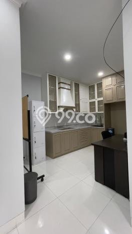Ready to Use! Luxury House LT 114m2 Desain Elegan di Bambu Apus Ready to Use! Luxury House LT 114m2 Desain Elegan di Bambu Apus