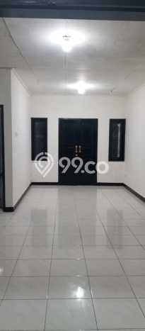 SPECIAL OFFER! Rumah Asri area , LT 200m2m² Bangunan 100m2m² SPECIAL OFFER! Rumah Asri area , LT 200m2m² Bangunan 100m2m²
