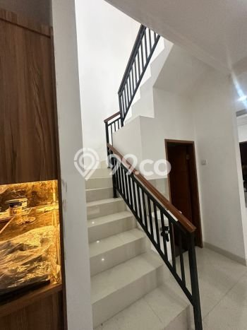 HARGA TERBAIK! Vila Kawasan , Area 135m2m², Lokasi Strategis HARGA TERBAIK! Vila Kawasan , Area 135m2m², Lokasi Strategis