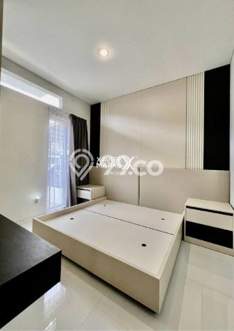 Rumah Strategis , Malang, Luas 120m2m² LB 160m2m² Rumah Strategis , Malang, Luas 120m2m² LB 160m2m²