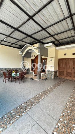 Disewakan! Rumah 4 Kamar Tidur &
3 Kamar Mandi di Sulfat, Malang Disewakan! Rumah 4 Kamar Tidur &
3 Kamar Mandi di Sulfat, Malang