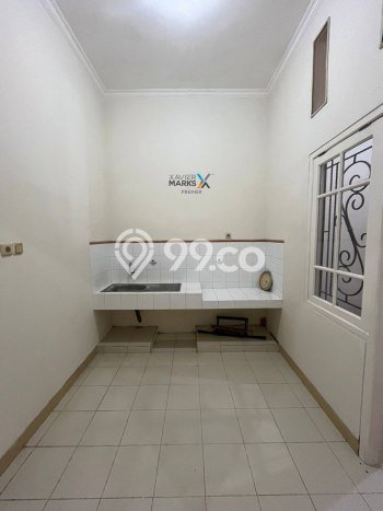 HUNIAN EKSKLUSIF! Rumah di , 4 KT, Design Modern, LT 200m2m² Bangunan 150m2m² HUNIAN EKSKLUSIF! Rumah di , 4 KT, Design Modern, LT 200m2m² Bangunan 150m2m²
