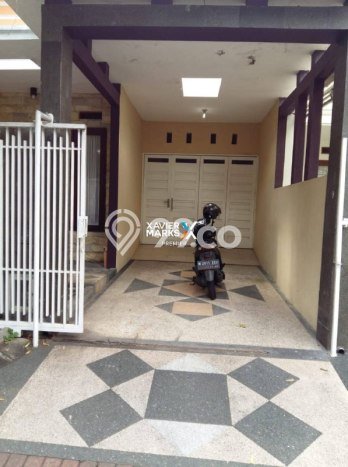 Rumah sewa siap pakai 4 KT di Permata Jingga, Malang Rumah sewa siap pakai 4 KT di Permata Jingga, Malang