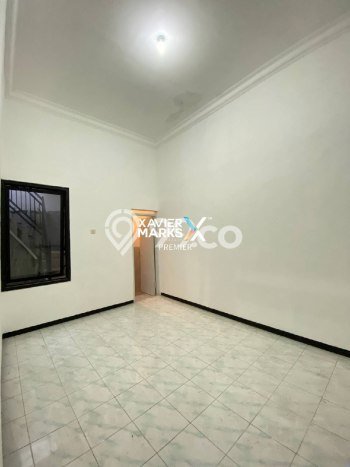 Rumah Modern Cantik 3 Kamar Bisa Langsung Pindah di Blimbing Rumah Modern Cantik 3 Kamar Bisa Langsung Pindah di Blimbing