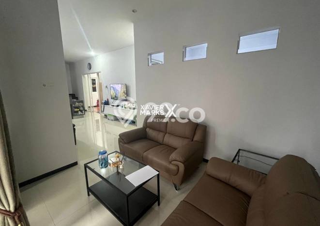 KESEMPATAN EMAS! Rumah di Sukun, Malang, Luas 160m2m² LB 250m2m² KESEMPATAN EMAS! Rumah di Sukun, Malang, Luas 160m2m² LB 250m2m²