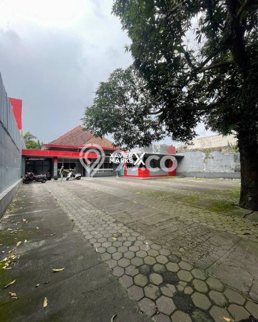 Lokasi strategis! Rumah siap huni disewakan di Klojen LB 600m2 Lokasi strategis! Rumah siap huni disewakan di Klojen LB 600m2