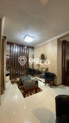 Rumah Strategis dengan Luas Bangunan 300m2m² di Kawasan , Malang Rumah Strategis dengan Luas Bangunan 300m2m² di Kawasan , Malang