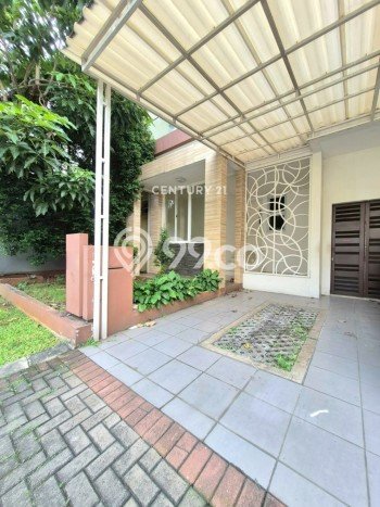 Dijual Rumah Mewah Elegan Dengan View Eksklusif di Bintaro, Tangerang Selatan Dijual Rumah Mewah Elegan Dengan View Eksklusif di Bintaro, Tangerang Selatan