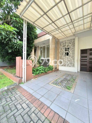 Dijual Rumah Mewah Elegan Dengan View Eksklusif di Bintaro, Tangerang Selatan Dijual Rumah Mewah Elegan Dengan View Eksklusif di Bintaro, Tangerang Selatan