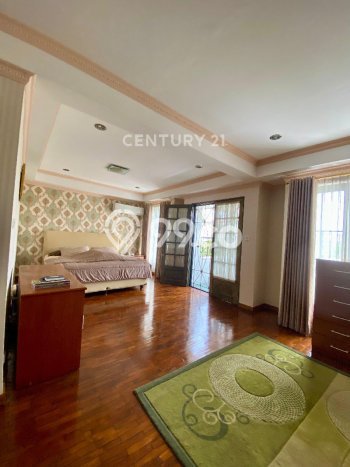Jual Rumah Luas Elegan Dengan View Cantik di Pondok Indah, Jakarta Selatan Jual Rumah Luas Elegan Dengan View Cantik di Pondok Indah, Jakarta Selatan