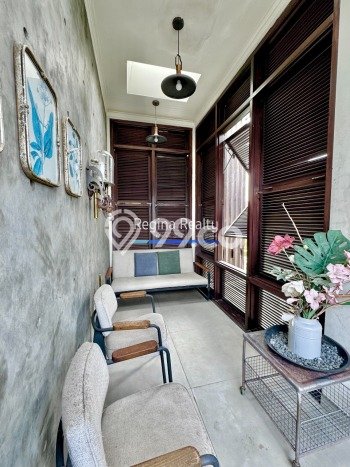 Hunian Mewah LB 552m2 Siap Huni Desain Elegan di Pejaten, Jakarta Selatan Hunian Mewah LB 552m2 Siap Huni Desain Elegan di Pejaten, Jakarta Selatan