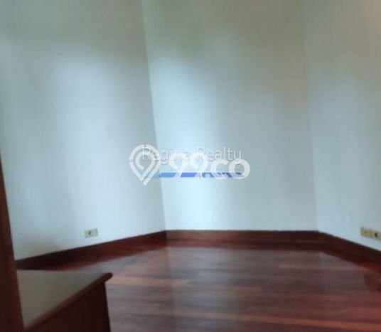 Ready to Use! Premium House LT 650m2 Desain Modern di Kuningan Ready to Use! Premium House LT 650m2 Desain Modern di Kuningan