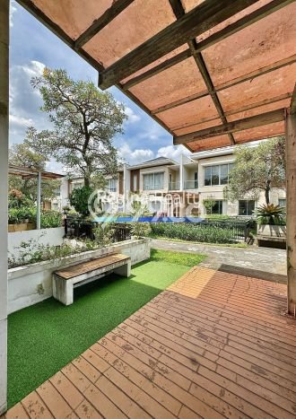 For Sale! Premium House LT 250m2 Desain Modern di Lebak Bulus For Sale! Premium House LT 250m2 Desain Modern di Lebak Bulus