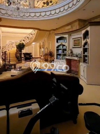 Rumah Mewah Dijual LT 736m2 di Duren Sawit, Jakarta Timur Rumah Mewah Dijual LT 736m2 di Duren Sawit, Jakarta Timur