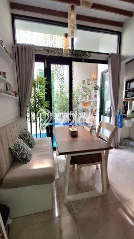 Rumah Elit Modern Siap Huni di Bintaro Jakarta Selatan Rumah Elit Modern Siap Huni di Bintaro Jakarta Selatan