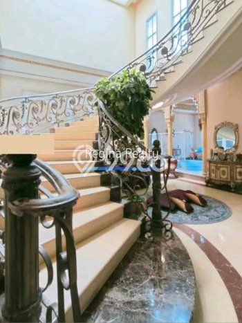 Rumah Mewah Dijual LT 736m2 di Duren Sawit, Jakarta Timur Rumah Mewah Dijual LT 736m2 di Duren Sawit, Jakarta Timur