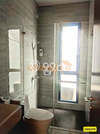 For Sale! Premium House LT 180m2 Desain Elegan di Kota Wisata For Sale! Premium House LT 180m2 Desain Elegan di Kota Wisata