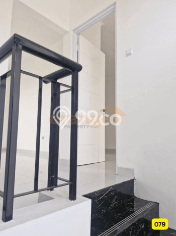 Rumah Modern 3 KT di Kota Wisata Jakarta Timur Unfurnished Rumah Modern 3 KT di Kota Wisata Jakarta Timur Unfurnished