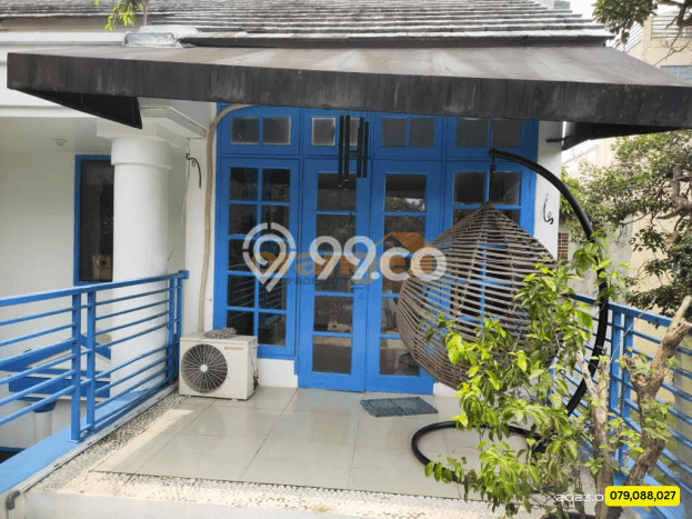 Rumah Mewah LB 400m2 Siap Pakai Desain Elegan di Kota Wisata, Jakarta Timur Rumah Mewah LB 400m2 Siap Pakai Desain Elegan di Kota Wisata, Jakarta Timur
