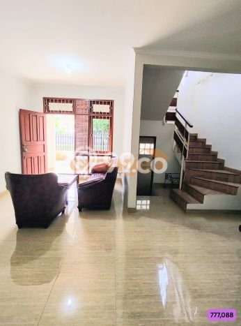 Disewakan Segera Rumah Kondisi Bagus di Area Raffles Hills, Jakarta Timur Disewakan Segera Rumah Kondisi Bagus di Area Raffles Hills, Jakarta Timur