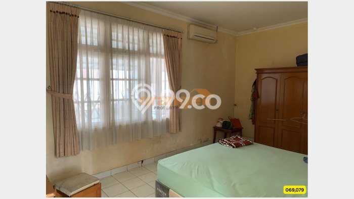 For Sale Hunian Rumah Terawat 3 KT di Legenda Wisata, Jakarta Timur For Sale Hunian Rumah Terawat 3 KT di Legenda Wisata, Jakarta Timur