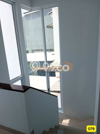 Dijual Hunian Rumah Terawat 3 KT di Kota Wisata, Jakarta Timur Dijual Hunian Rumah Terawat 3 KT di Kota Wisata, Jakarta Timur