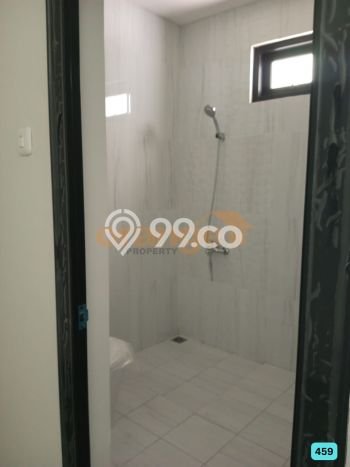 Ready to Use! Premium House LT 300m2 Desain Modern di Kota Wisata Ready to Use! Premium House LT 300m2 Desain Modern di Kota Wisata